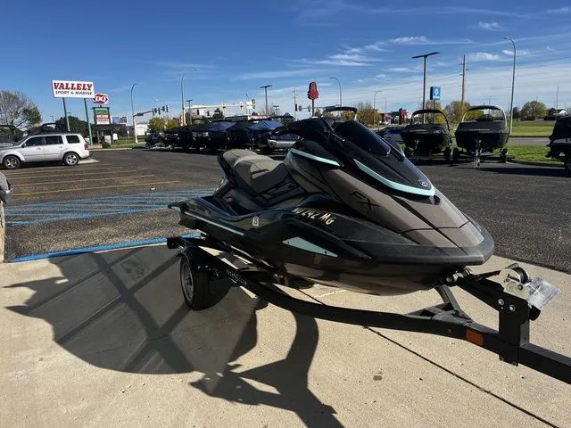 Slide: The Image of Yamaha FX HO 2025 - 8