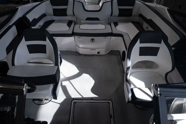 Slide: The Image of Yamaha SX195 2026 - 14