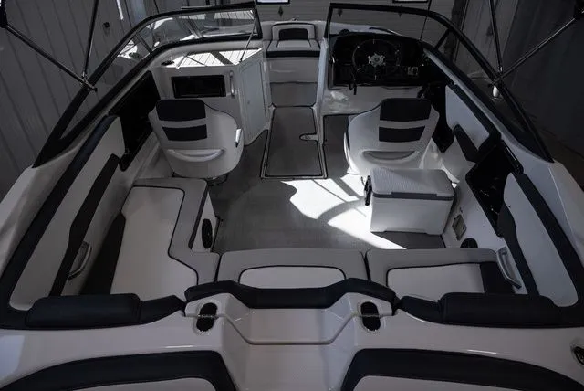 Slide: The Image of Yamaha SX195 2026 - 7