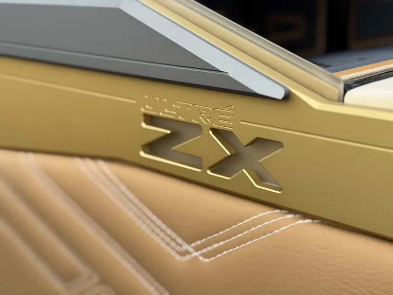 Slide: The Image of Tigé Ultré 25ZX 2026 - 30