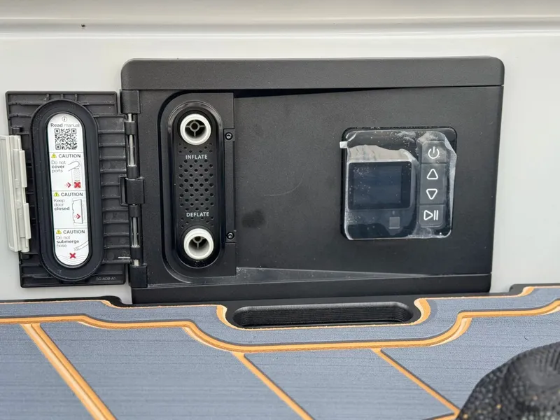 Slide: The Image of Tigé Ultré 25ZX 2026 - 31