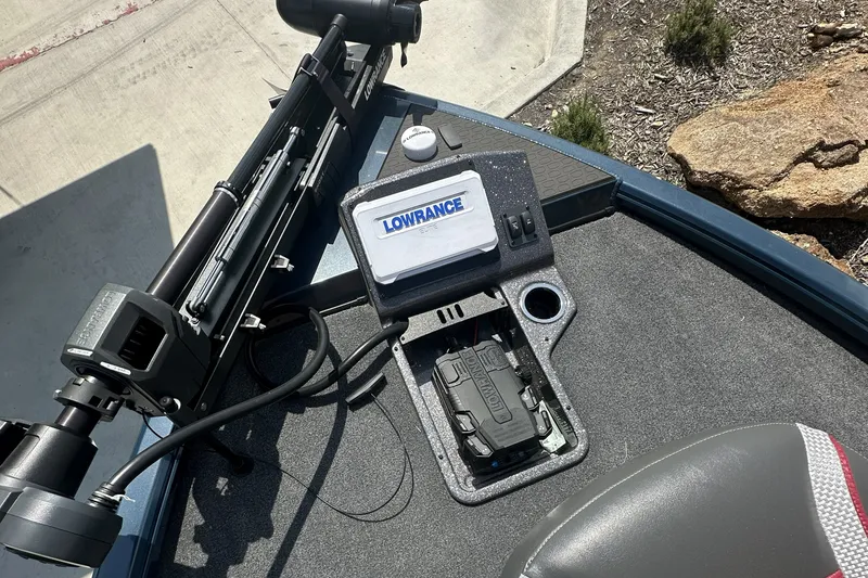 Slide: The Image of Ranger ALPHA 208 boat dashboard with Lowrance electronics, 2025 model. - 7