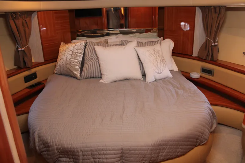 Slide: The Image of Azimut 50 2006 - 50