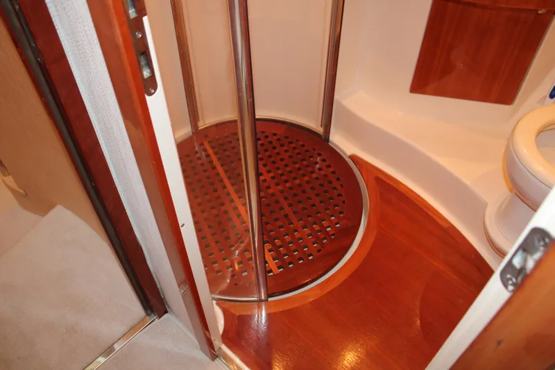 Slide: The Image of Azimut 50 2006 - 52