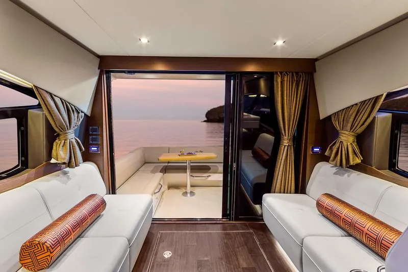 Slide: The Image of Sea Ray 470 Sundancer 2015 - 84