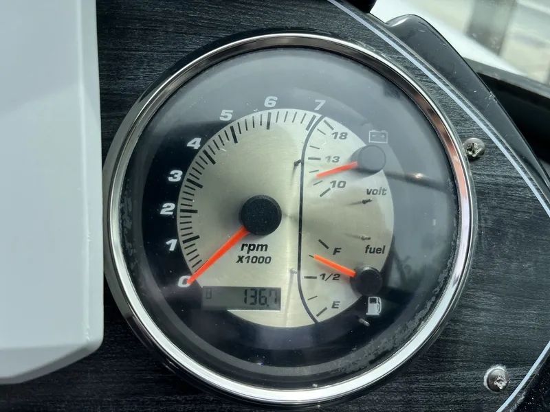 Slide: The Image of Hurricane 2400 2019 - 10