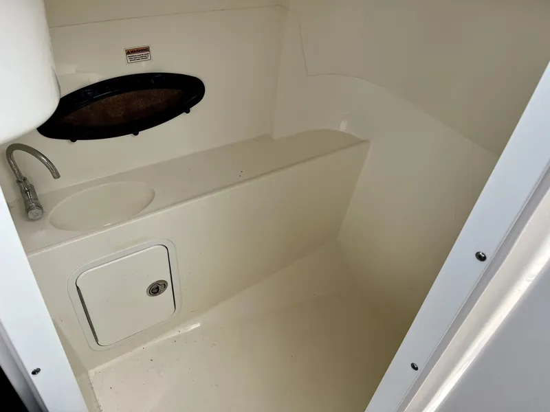 Slide: The Image of Hurricane 2400 2019 - 18