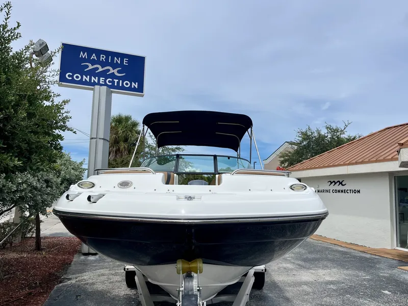 Slide: The Image of Hurricane 2400 2019 - 3