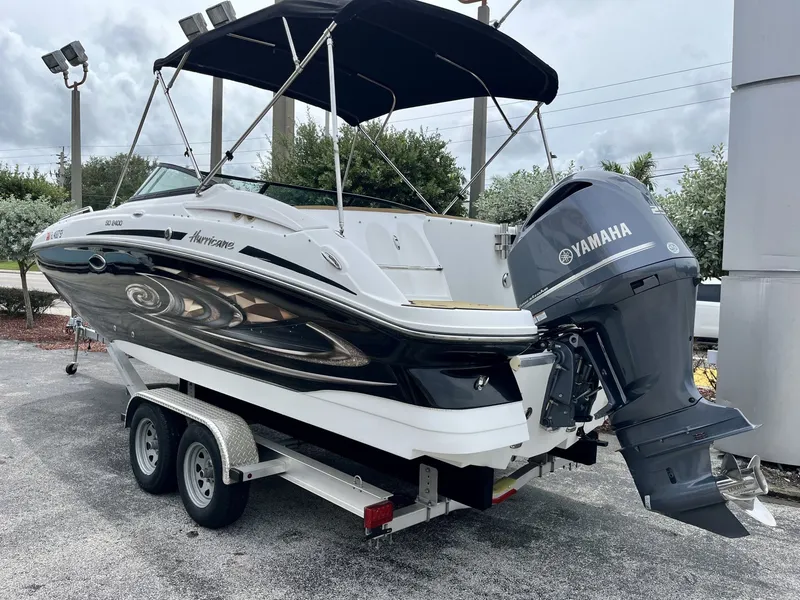 Slide: The Image of Hurricane 2400 2019 - 4