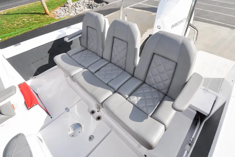 Slide: The Image of Axopar 24 HT - Cockpit - 16