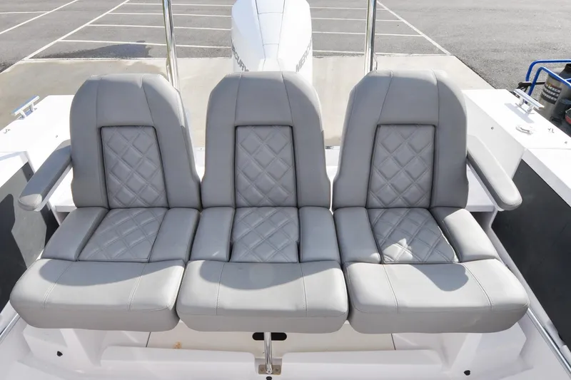 Slide: The Image of Axopar 24 HT - Cockpit - 18