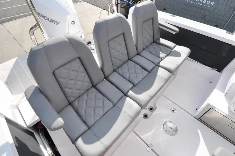 Slide: The Image of Axopar 24 HT - Cockpit - 19