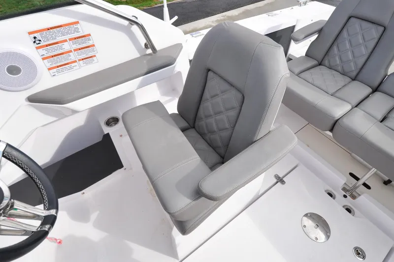 Slide: The Image of Axopar 24 HT - Bridge Deck - Pilot Station - Helm Seat - 27