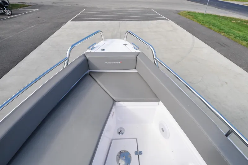 Slide: The Image of Axopar 24 HT - Foredeck - Seating - 53
