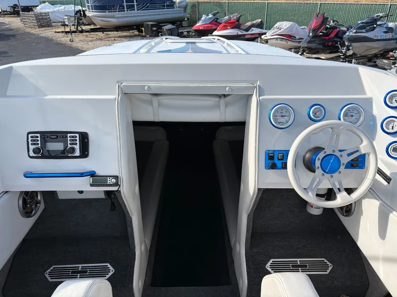 Slide: The Image of Carrera Boats Raptor 280 2000 - 10