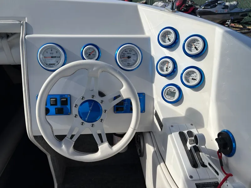 Slide: The Image of Carrera Boats Raptor 280 2000 - 9