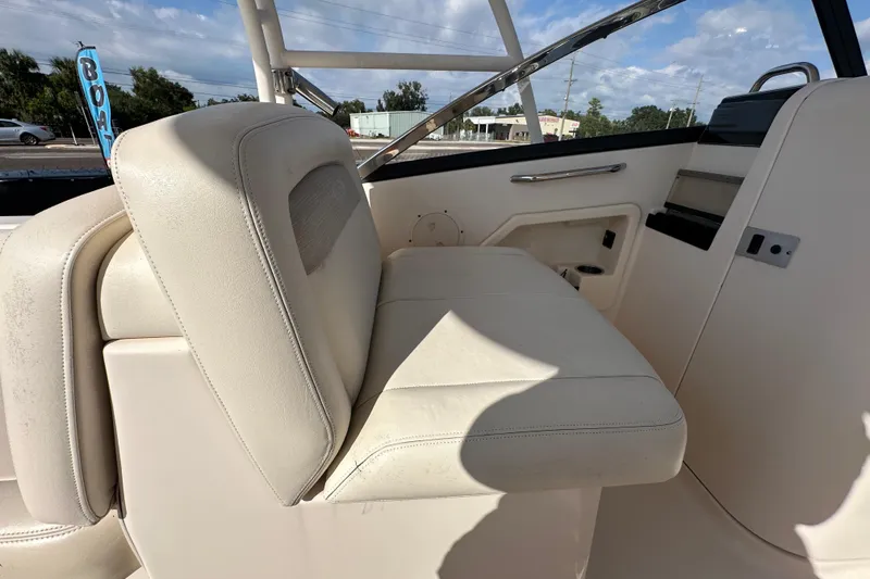 Slide: The Image of 2016 Grady-White Freedom 275 boat with dual Yamaha 200 engines. - 72