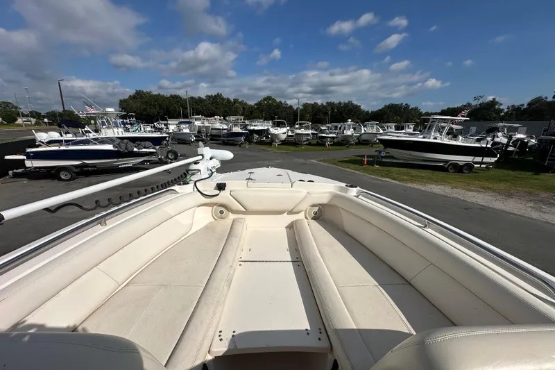 Slide: The Image of Grady-White Freedom 275 boat seat, 2016 model, featuring branded upholstery detail. - 91