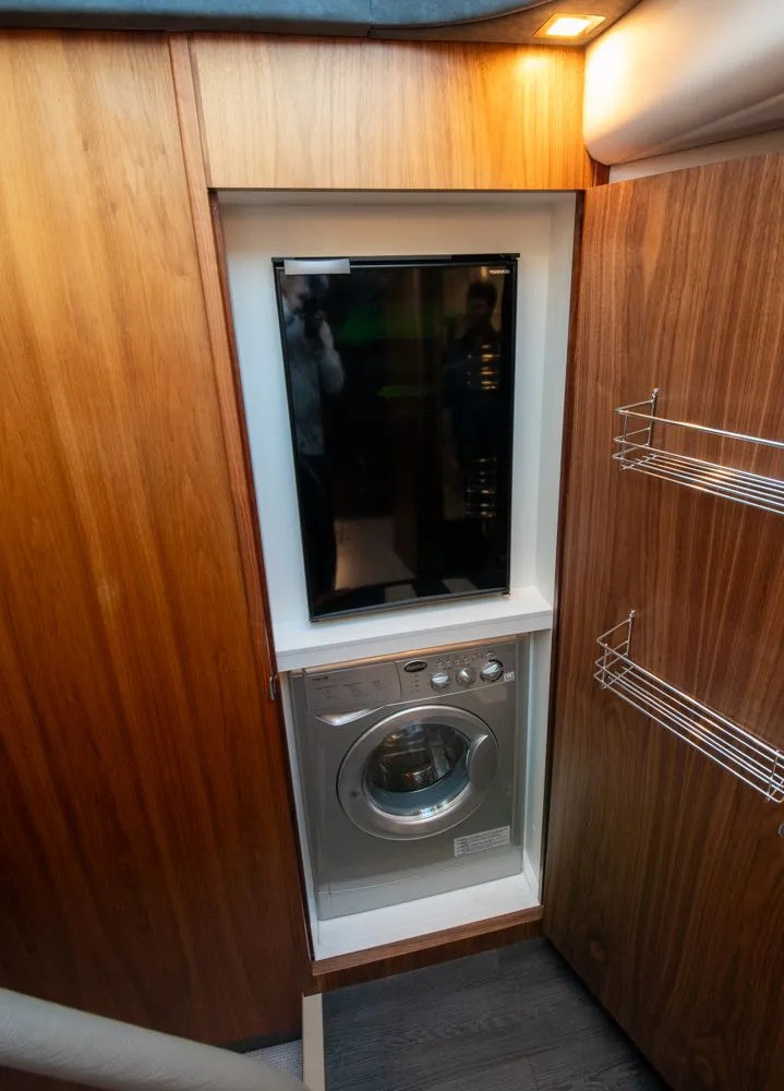 Slide: The Image of Riviera 6000 Sport Yacht Platinum Edition 2022 - 55