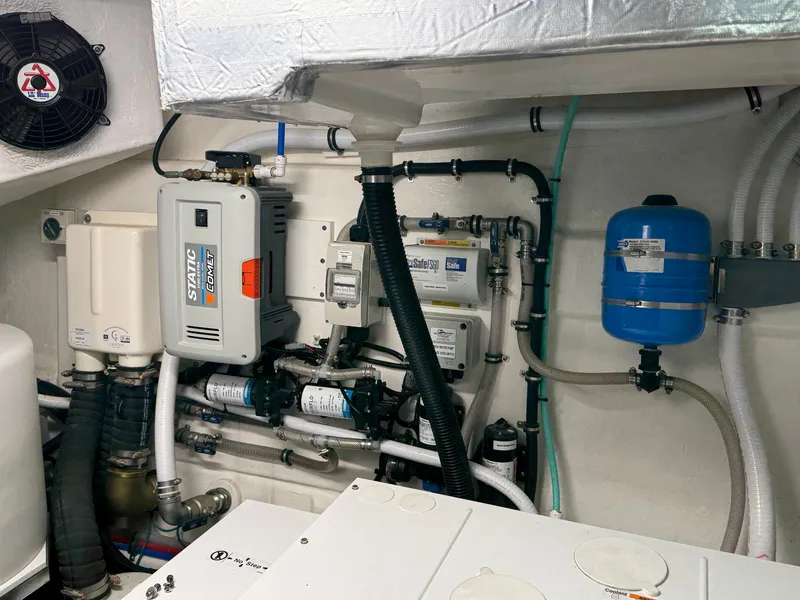 Slide: The Image of Riviera 6000 Sport Yacht Platinum Edition 2022 - 74