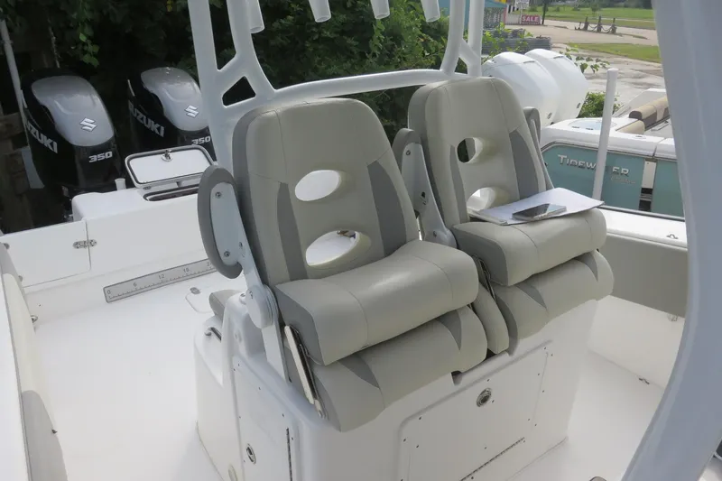 Slide: The Image of 2020 Cape Horn 31 T storage compartment with wiring and equipment. - 12