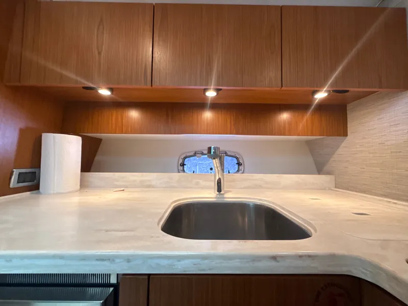 Slide: The Image of Tiara 3900 Coronet 2015 - 24