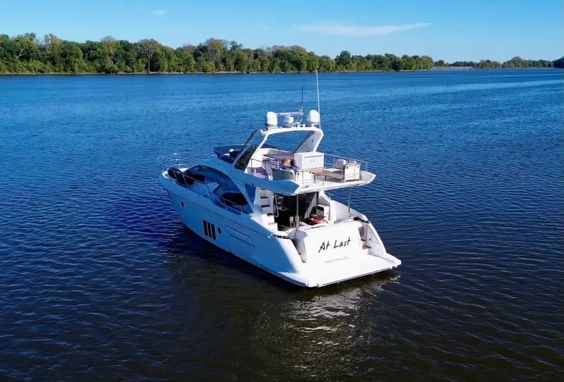 Slide: The Image of Azimut 50 fly 2017 - 3