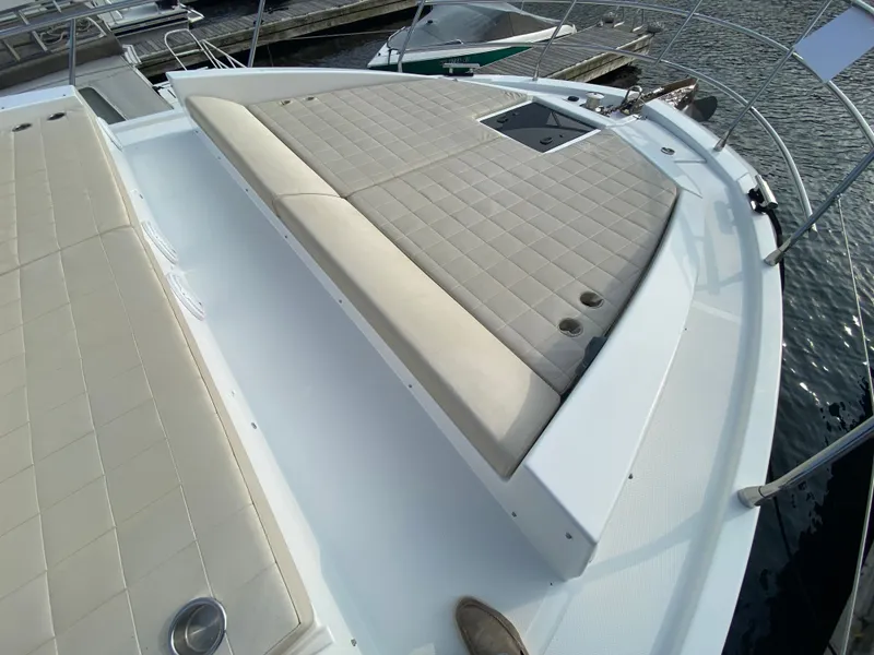 Slide: The Image of Azimut 50 fly 2017 - 61