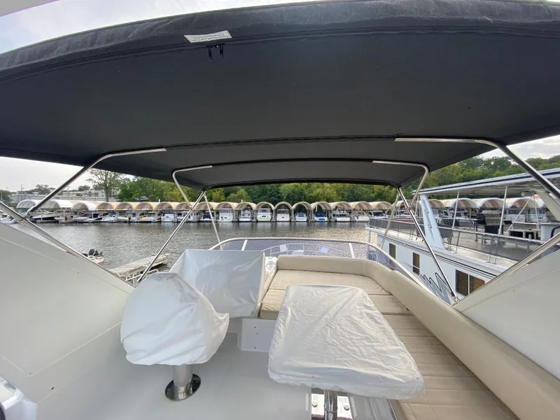 Slide: The Image of Azimut 50 fly 2017 - 74