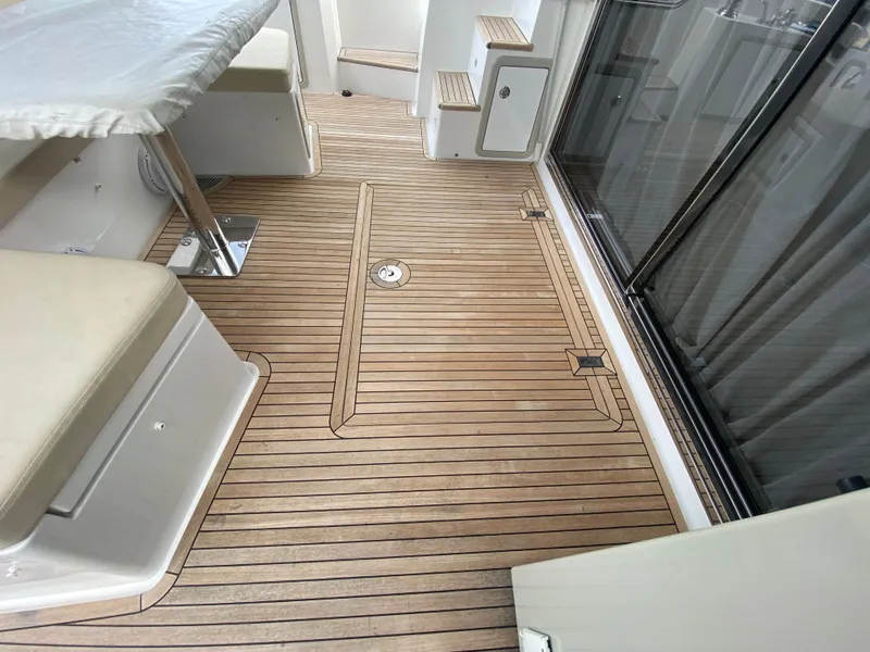 Slide: The Image of Azimut 50 fly 2017 - 76