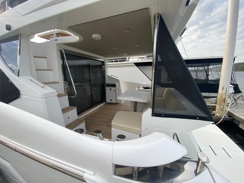 Slide: The Image of Azimut 50 fly 2017 - 78