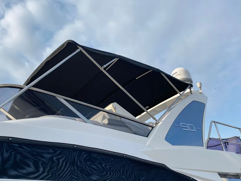 Slide: The Image of Azimut 50 fly 2017 - 81