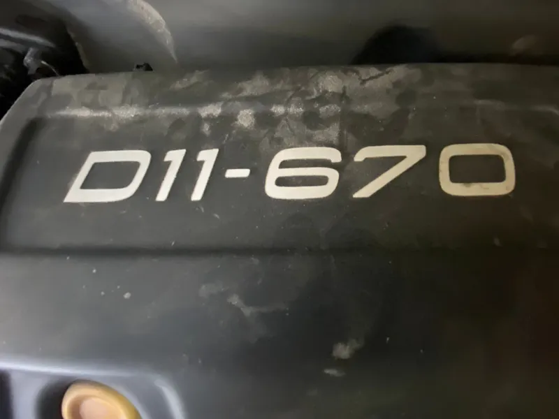 Slide: The Image of Azimut 50 fly 2017 - 90