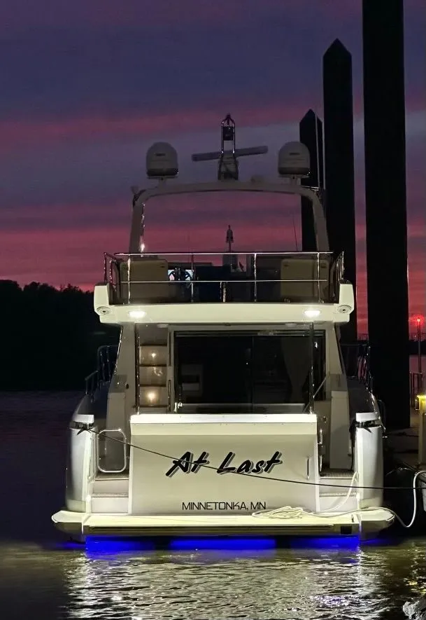 Slide: The Image of Azimut 50 fly 2017 - 96