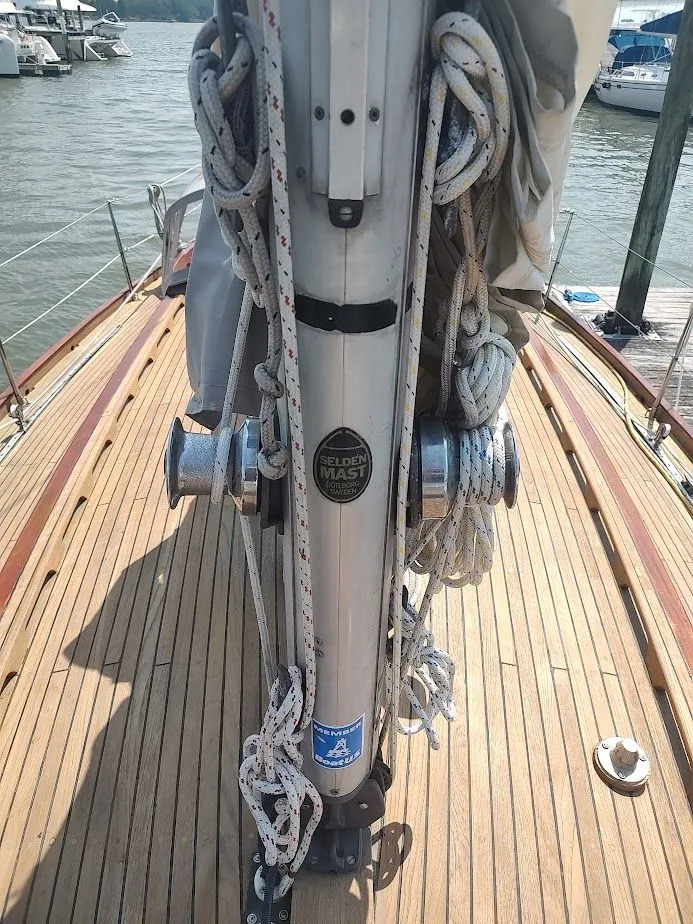 Slide: The Image of Vindo 45 1985 - 13