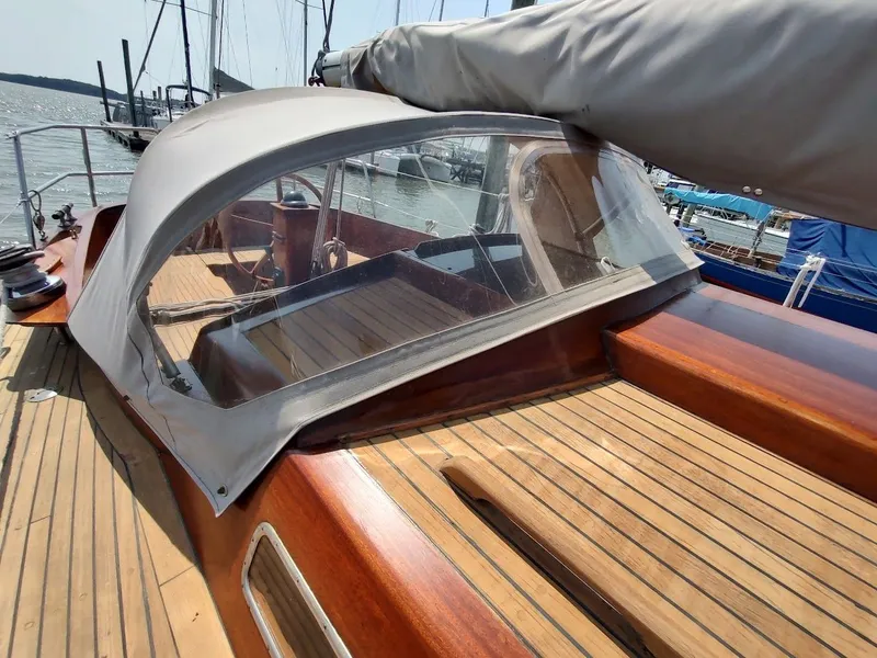 Slide: The Image of Vindo 45 1985 - 19