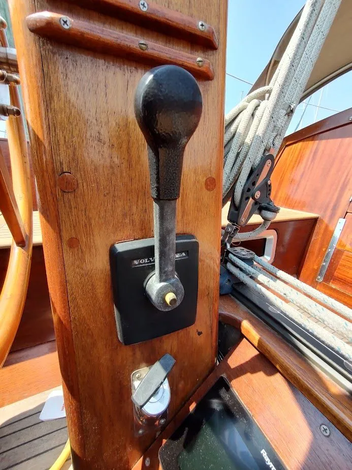 Slide: The Image of Vindo 45 1985 - 24