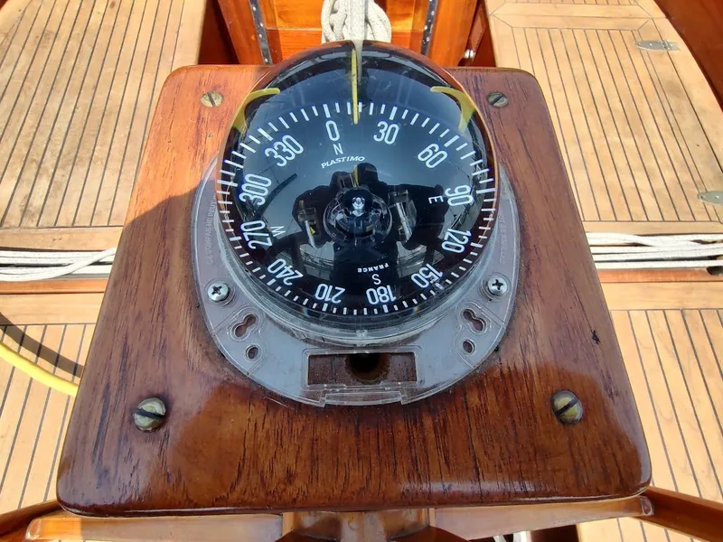 Slide: The Image of Vindo 45 1985 - 27