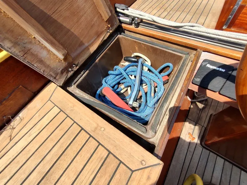 Slide: The Image of Vindo 45 1985 - 34