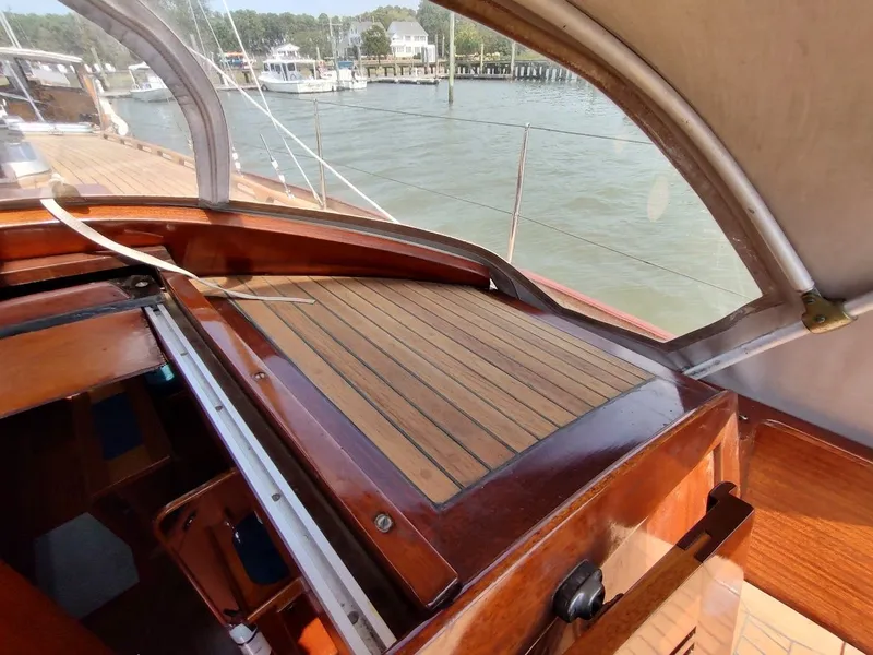 Slide: The Image of Vindo 45 1985 - 36