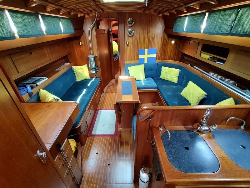 Slide: The Image of Vindo 45 1985 - 39