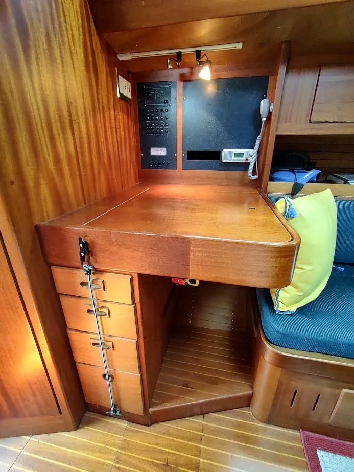 Slide: The Image of Vindo 45 1985 - 46