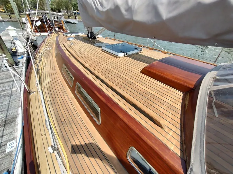 Slide: The Image of Vindo 45 1985 - 5