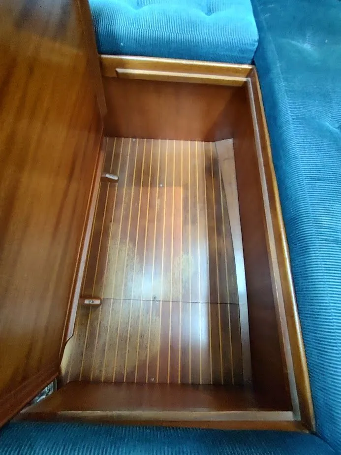 Slide: The Image of Vindo 45 1985 - 50