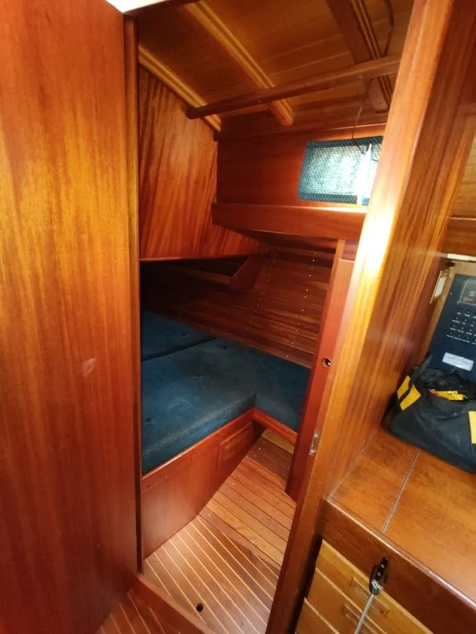 Slide: The Image of Vindo 45 1985 - 78