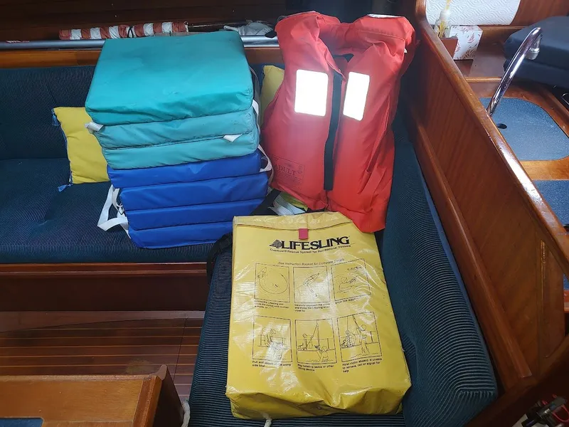 Slide: The Image of Vindo 45 1985 - 83