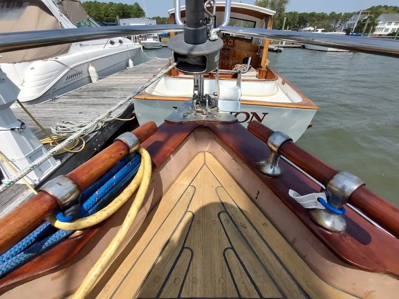 Slide: The Image of Vindo 45 1985 - 9