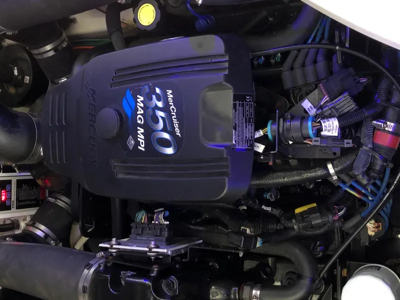 Slide: The Image of Sea Ray Sundancer 320 2007 - 55