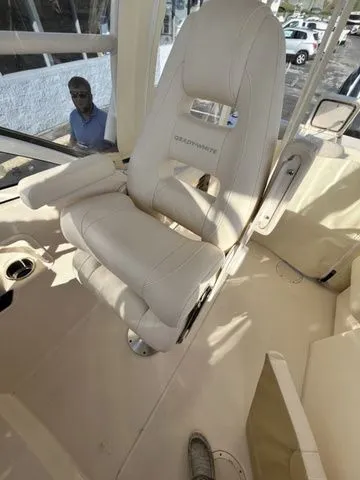 Slide: The Image of Grady-White Freedom 235 2023 - 17