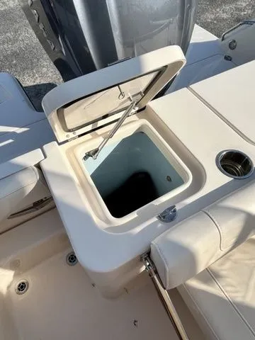 Slide: The Image of Grady-White Freedom 235 2023 - 8